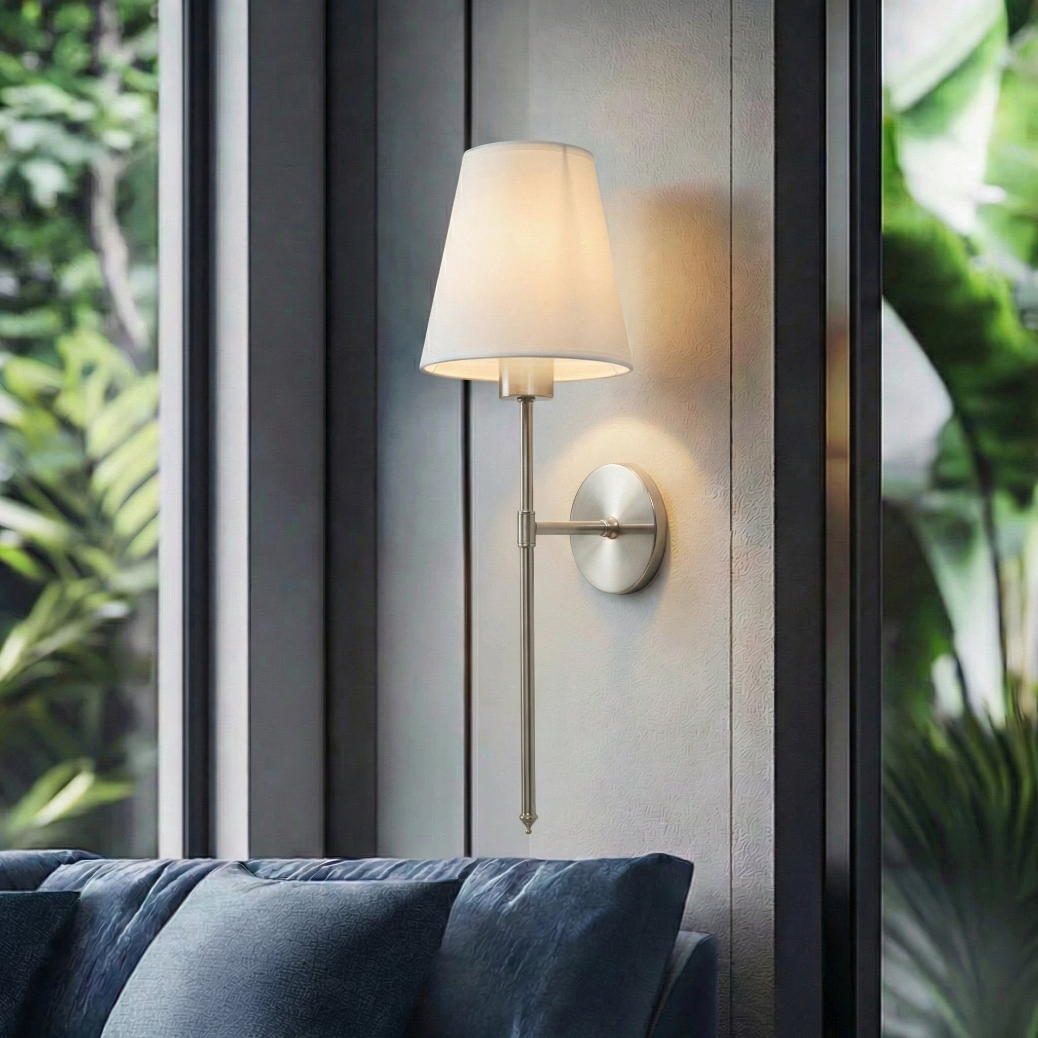 Elvarin - Rechargeable Wall Lamp