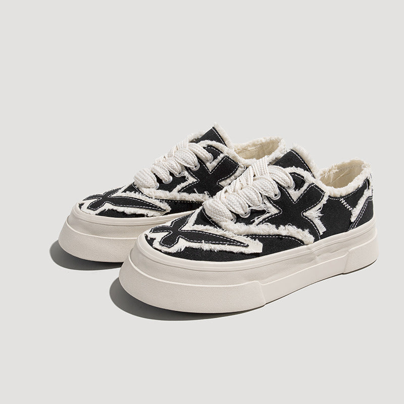 Flare Sneaker | Midnight Black &amp; White