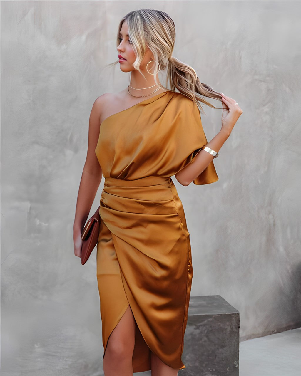 Hayden - elegante one-shoulder geplooide jurk