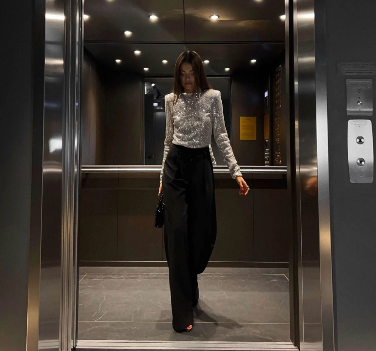 Koko | Elegant Sequin Top with Long Sleeves