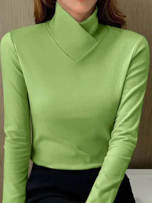 Isaline – Top with Asymmetrical Collar