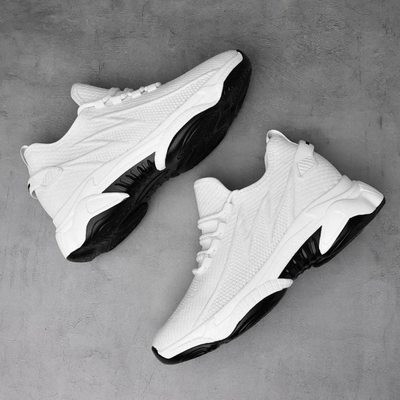 Jay – Sporty Sneakers with Breathable Upper