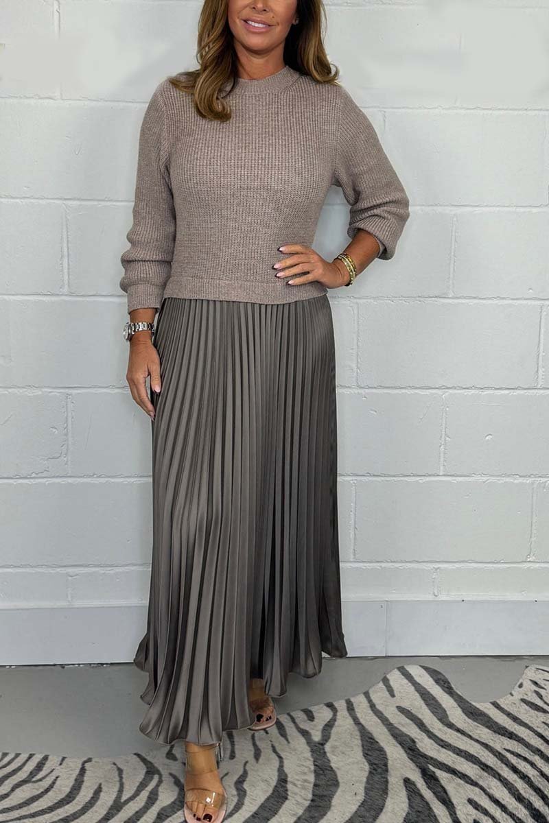 Eva | Long Sweater with Pleated Skirt