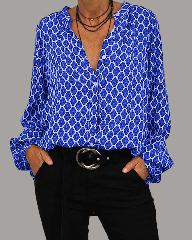 Elegant Midi Shirt in a Relaxed Fit for Women