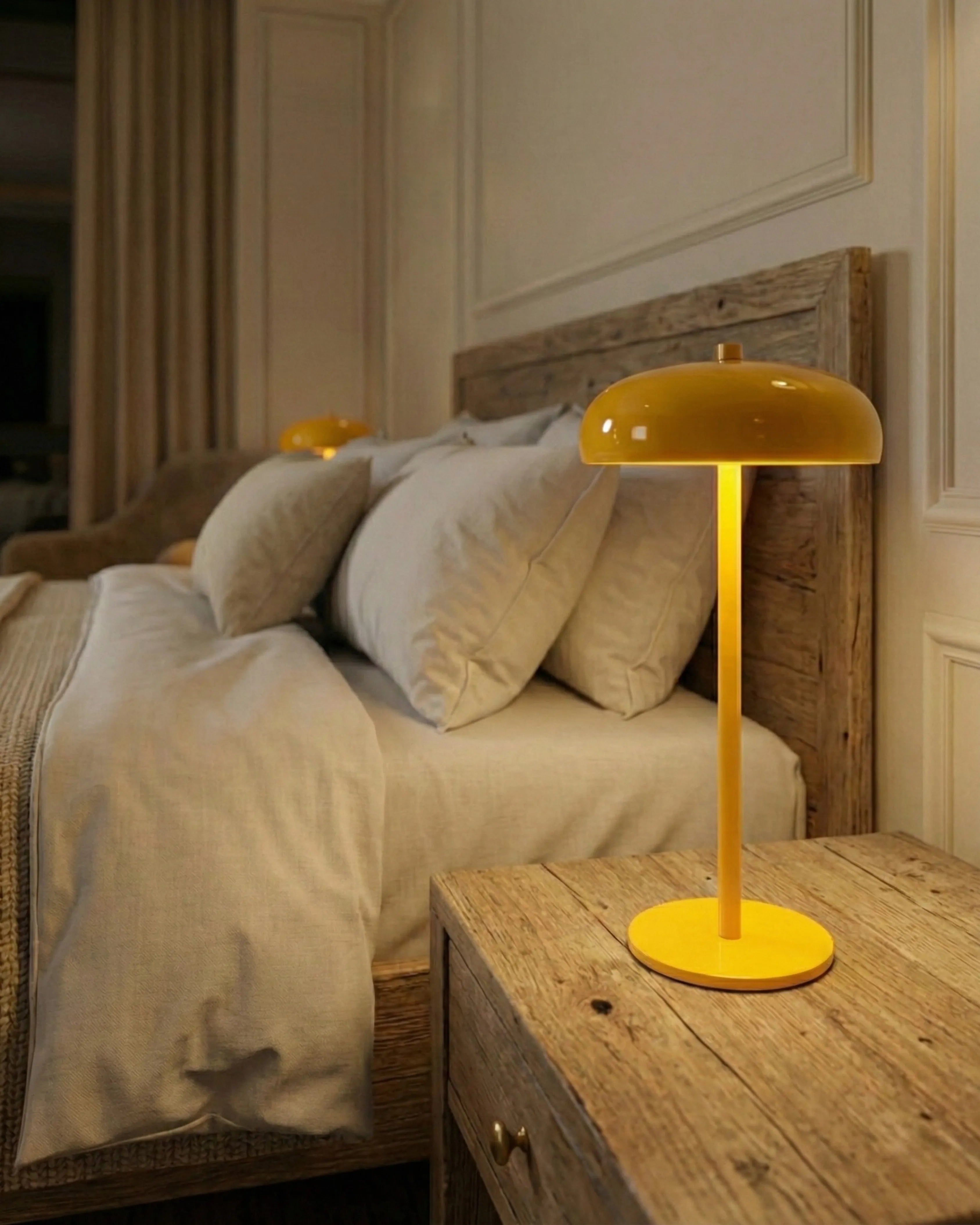 Nari – Wireless Table Lamp