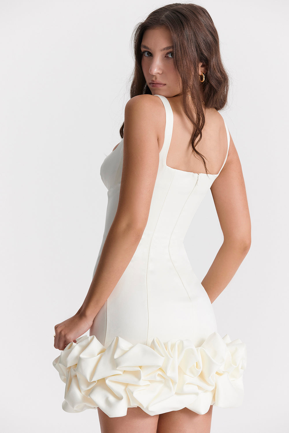 Maggie - Elegante Mouwloze Jurk met Ruches aan de Zoom