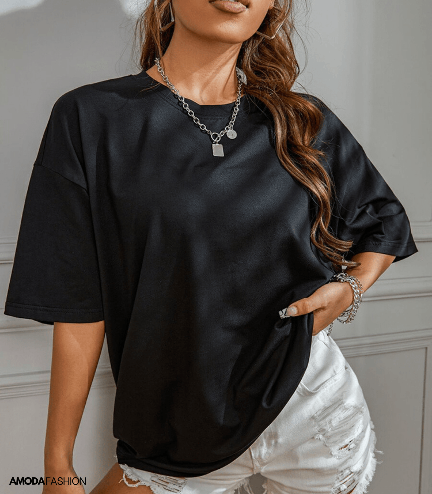 Elin - "Love Never Fails" T-Shirt