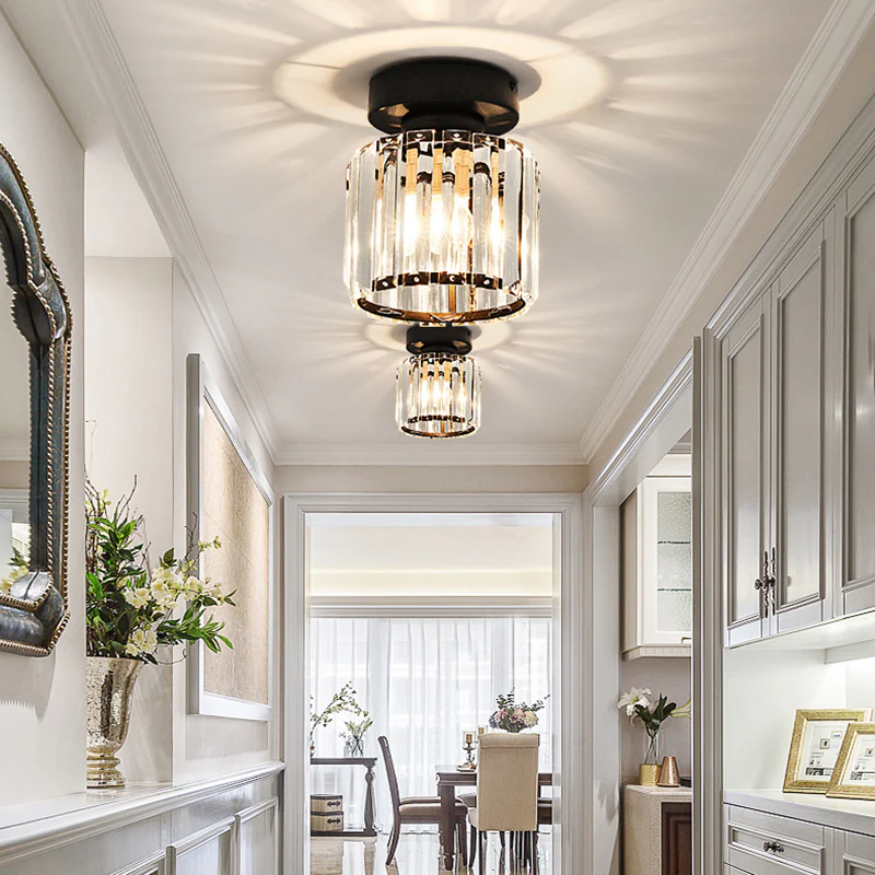 Liondra - Modern Flush Mount Ceiling Light with Crystal Shade