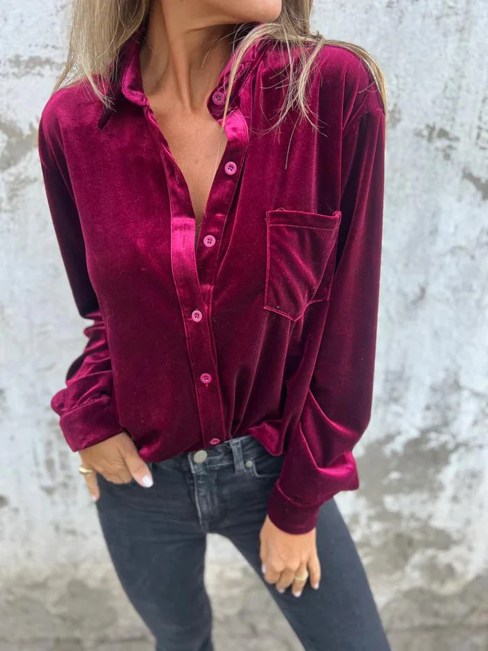Noa – Fluwelen Blouse met Knoopsluiting