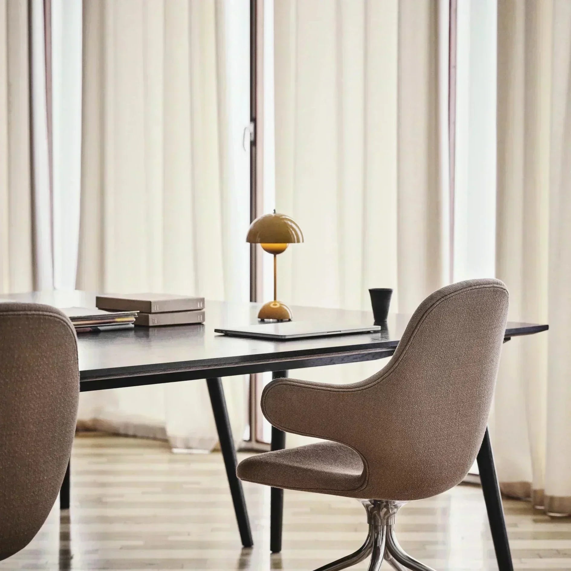 Nordilume - Modern LED Table Lamp Adjustable Brightness
