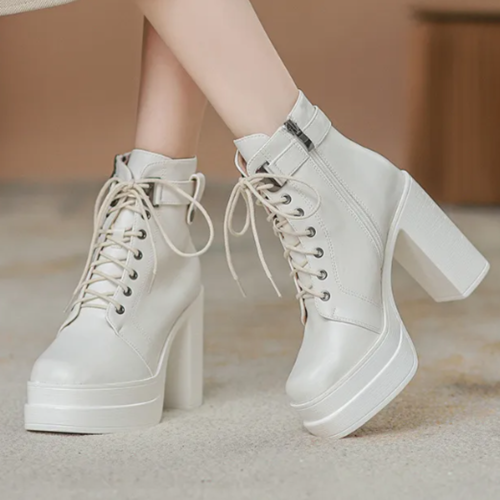 LENORA - Fashionable Boots for Women