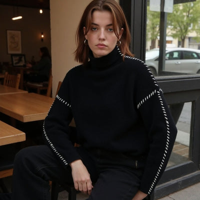 Irene - Pullover with contrast stitching