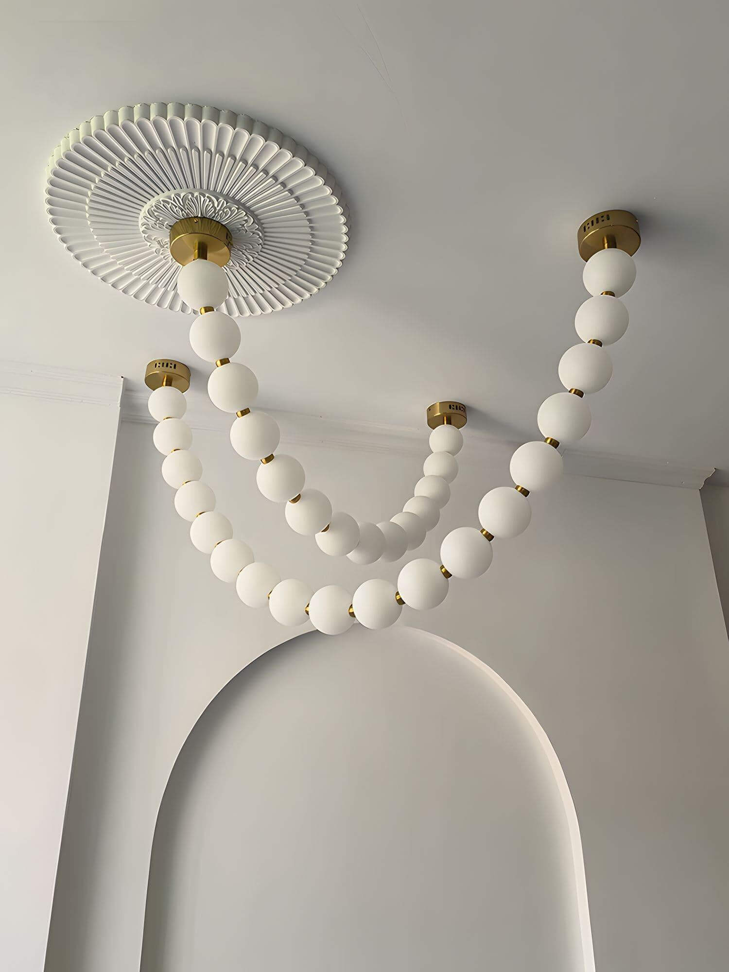 Ploura - Pearl Chandelier