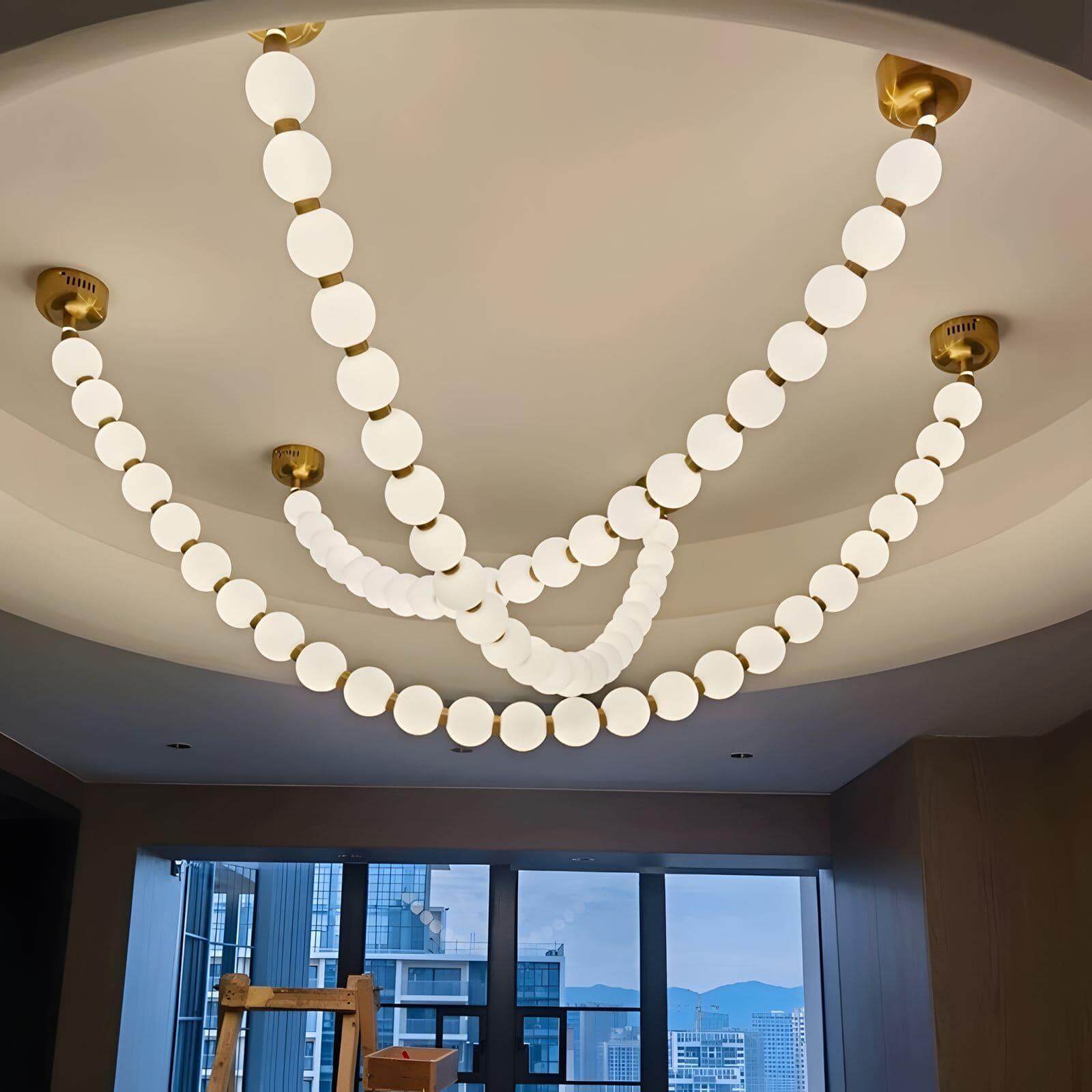 Ploura - Pearl Chandelier