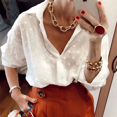 Laurien – Elegante Blouse met Polkadots