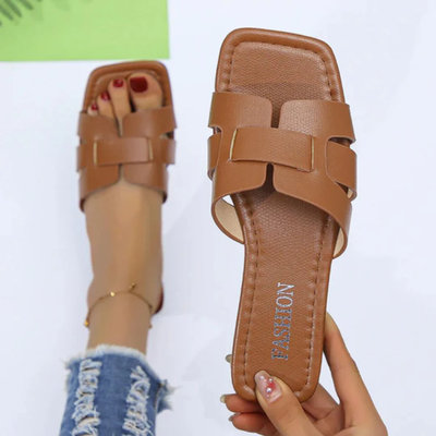 Ranya – Slippers met Brede Band