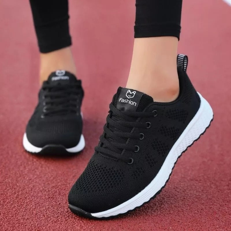 Mila | Ademende gebreide damessneakers