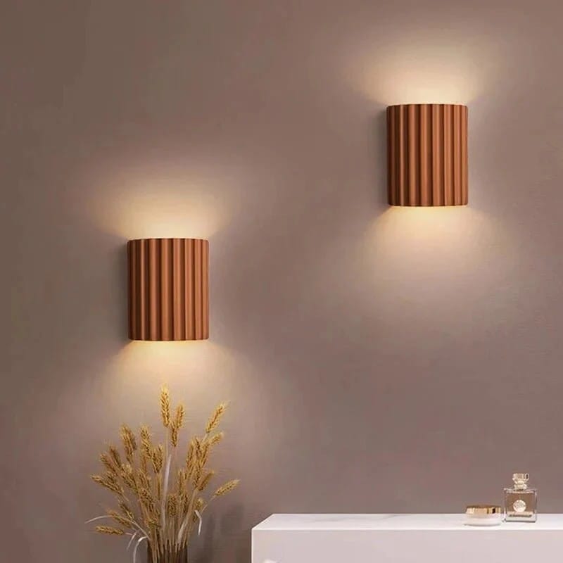 Sureline – Scandinavian Resin Wall Lamp