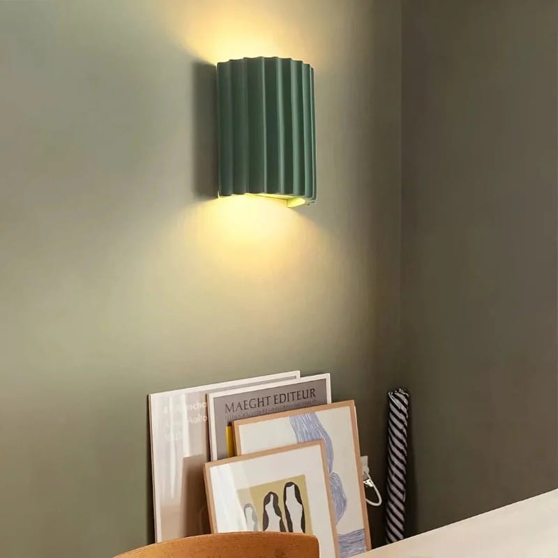 Sureline – Scandinavian Resin Wall Lamp