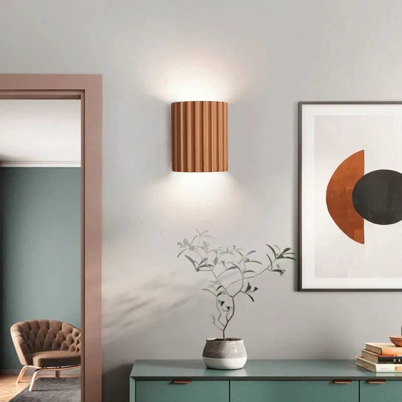 Sureline – Scandinavian Resin Wall Lamp