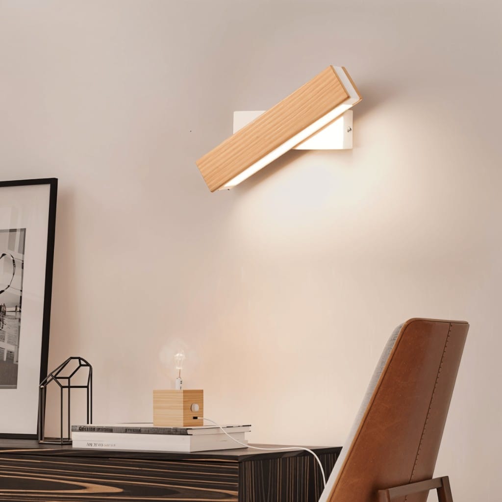 Aurevik – Adjustable Wooden Wall Sconce