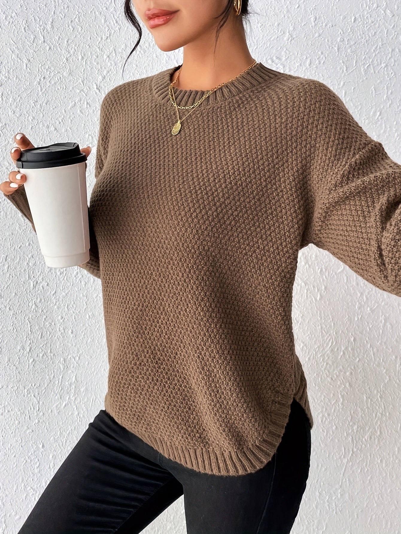 Jennie | Elegant Women's Sweater with Round Neck and Curved Hem