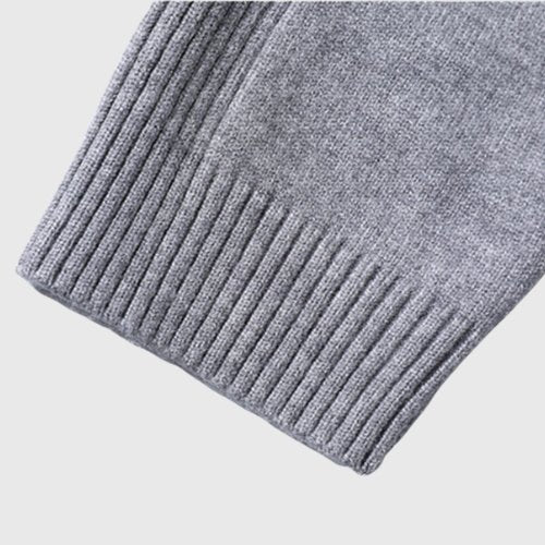 Dennis - Stylish Turtleneck