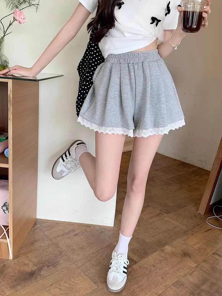 Luna - Casual Shorts for Women