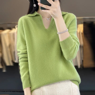 Livia | Soft women's sweater, V-neck with collar