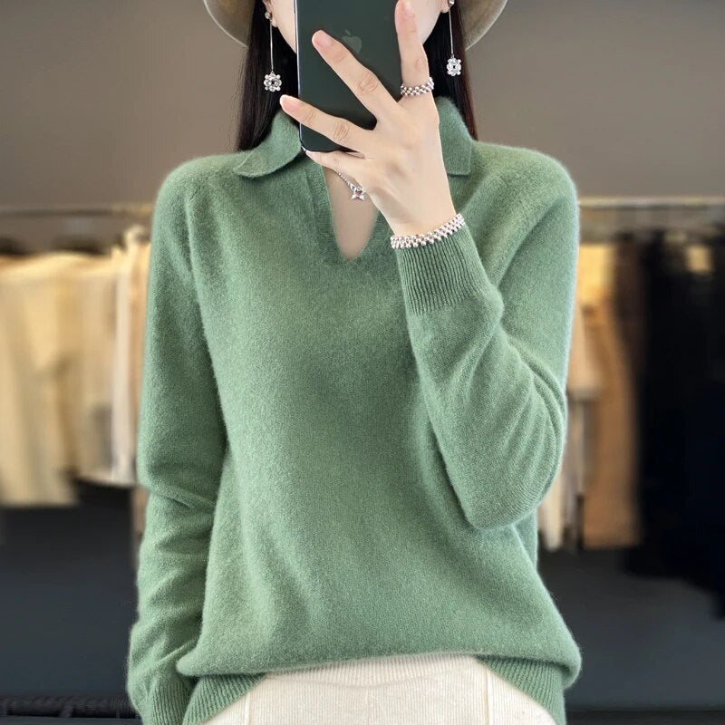 Livia | Soft women's sweater, V-neck with collar