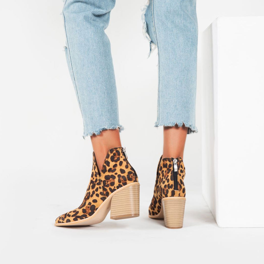 Kenya - Wild Pointed Toe Notch Chunky Heel Suede Ankle Boots